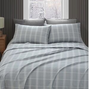 𝐁𝐑𝐀𝐍𝐃 𝐍𝐄𝐖 crazy soft Koolaburra by UGG Gray Checkered Twin Bedding Sheets